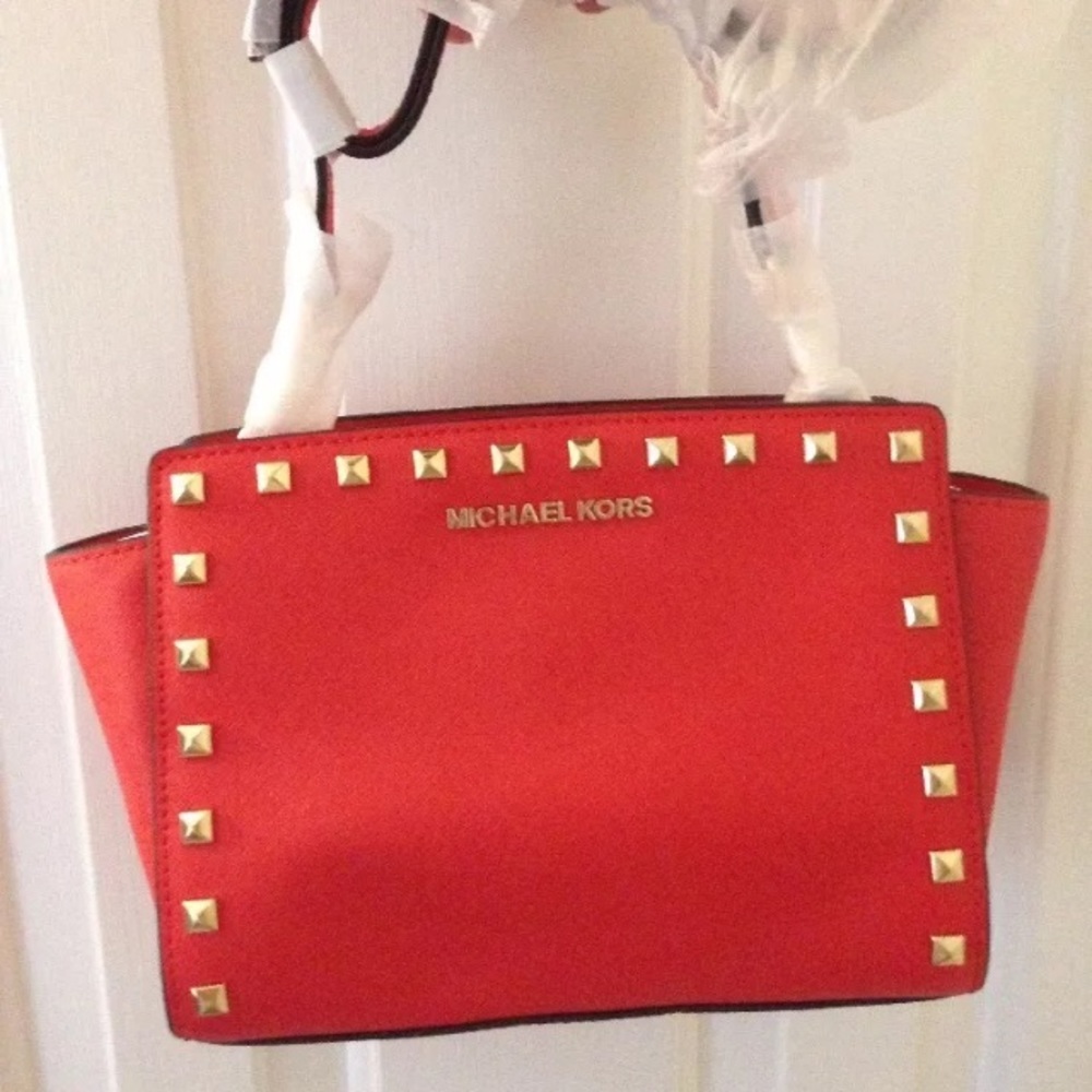 NWT Michael Kors Selma Stud messenger bag Mandarin